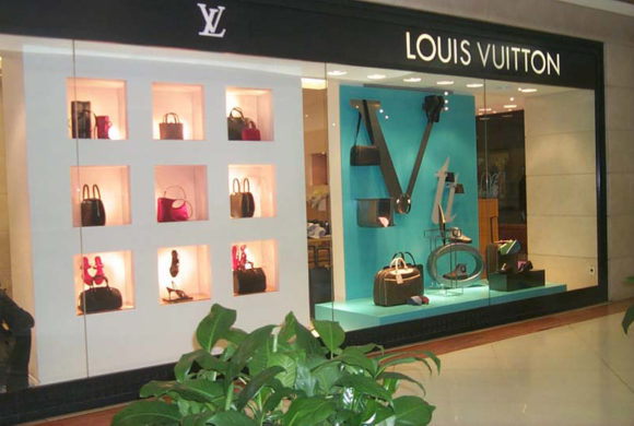 Vitrine – Louis Vuitton